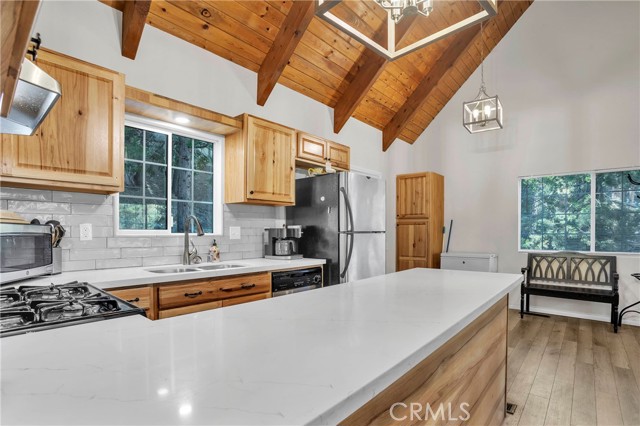 MLS #OC25150651 image #5