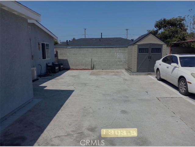 MLS #OC25150989 image #2