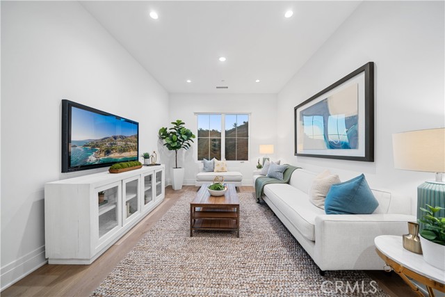 MLS #OC25151149 image #38