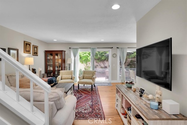 MLS #OC25151351 image #17