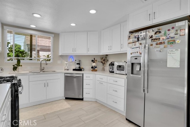 MLS #OC25151351 image #24