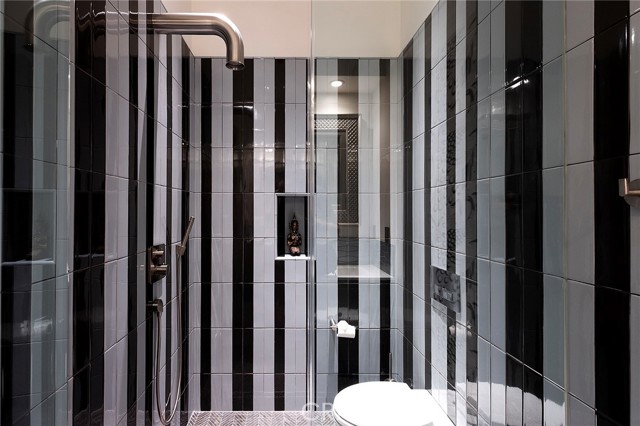 MLS #OC25151450 image #42