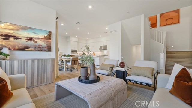 MLS #OC25151652 image #5