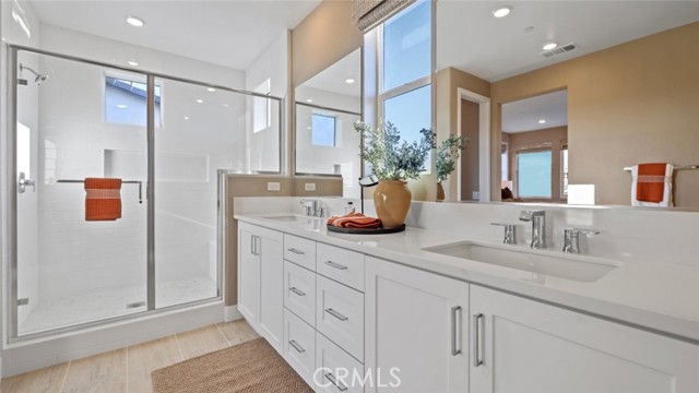 MLS #OC25151652 image #8