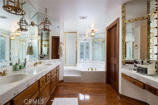 MLS #OC25151857 image #18