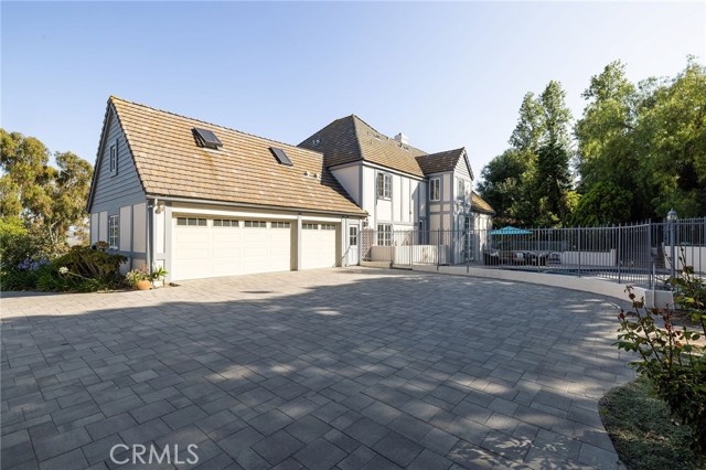 MLS #OC25151857 image #27