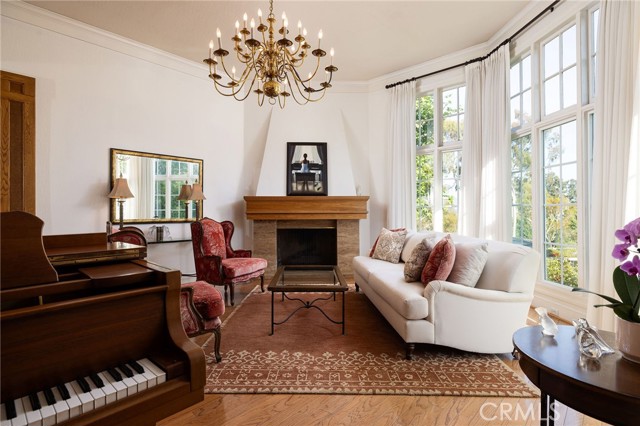 MLS #OC25151857 image #7