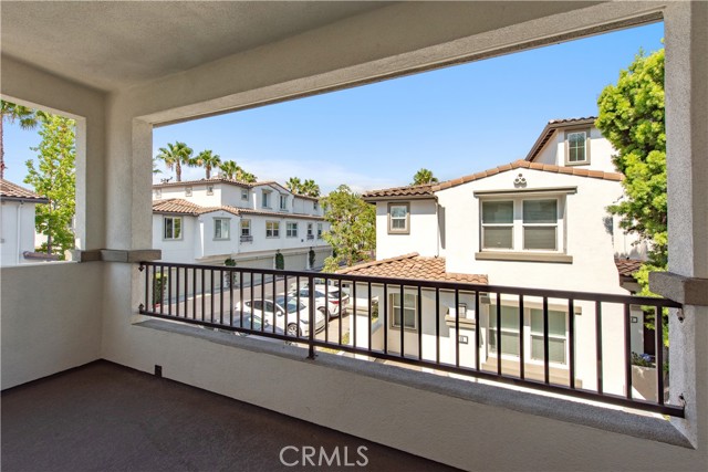 MLS #OC25152249 image #15