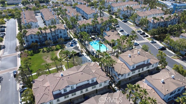 MLS #OC25152249 image #30