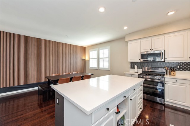 MLS #OC25152249 image #4