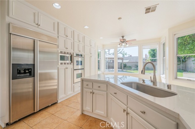 MLS #OC25152359 image #11