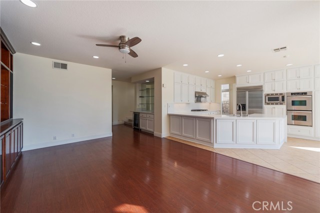 MLS #OC25152359 image #16