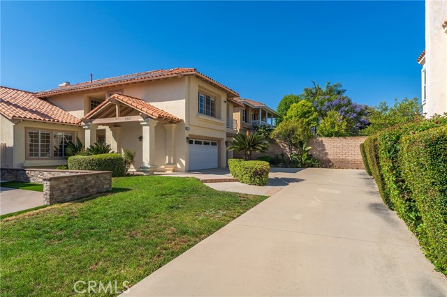 MLS #OC25152359 image #2