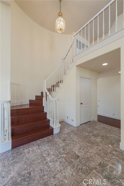 MLS #OC25152359 image #21