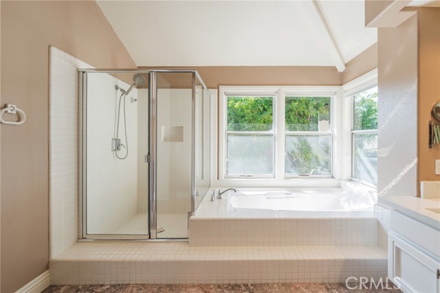 MLS #OC25152359 image #27