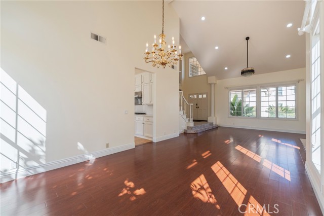 MLS #OC25152359 image #7