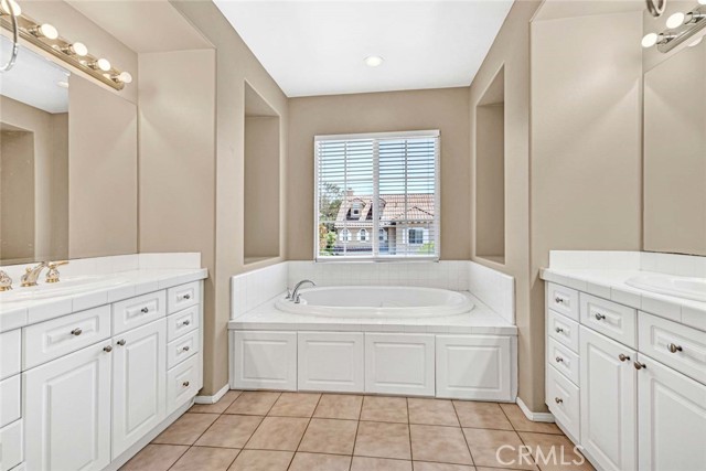 MLS #OC25152461 image #29