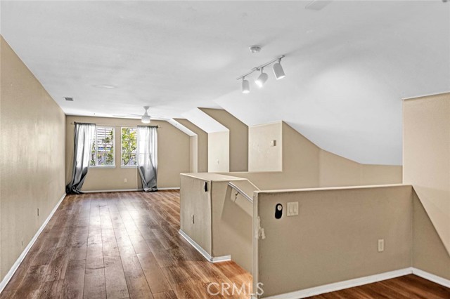 MLS #OC25152461 image #32