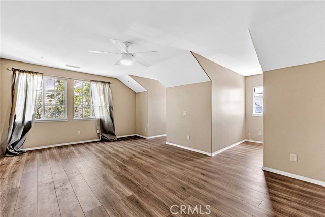 MLS #OC25152461 image #33