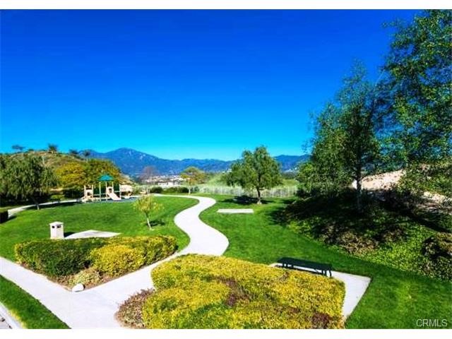 MLS #OC25152461 image #40