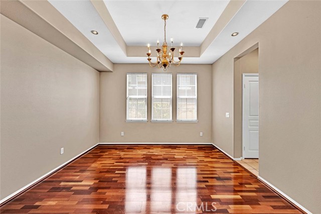 MLS #OC25152461 image #5