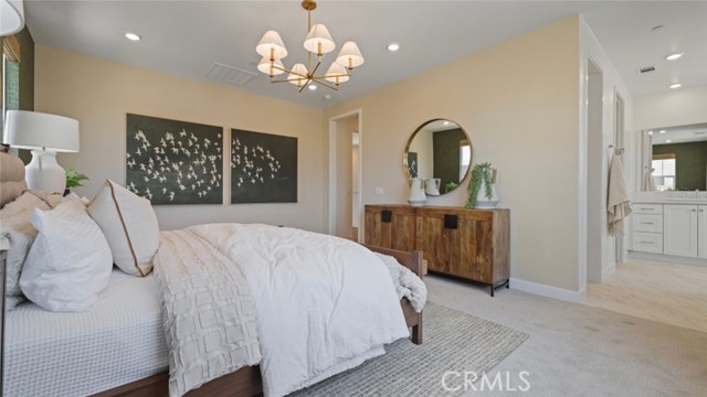 MLS #OC25152517 image #9