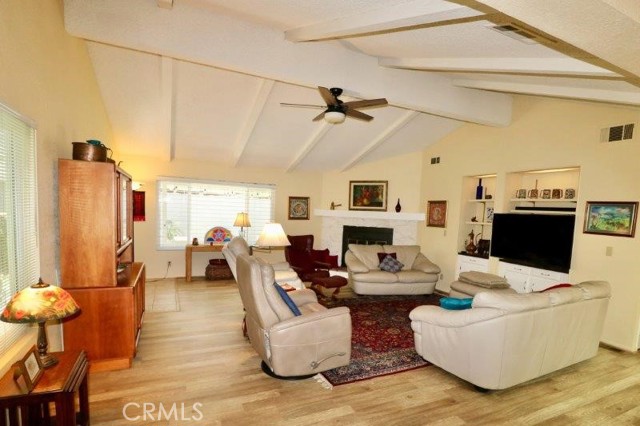 MLS #OC25152584 image #16