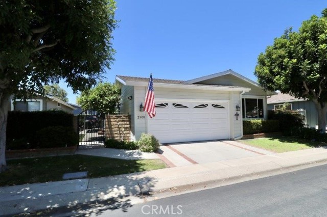 MLS #OC25152584 image #3