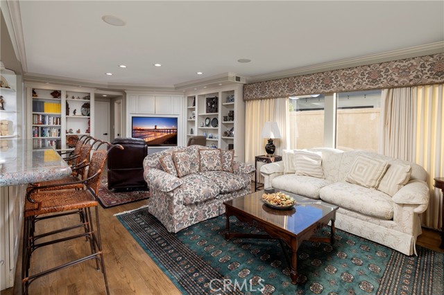 MLS #OC25152899 image #11