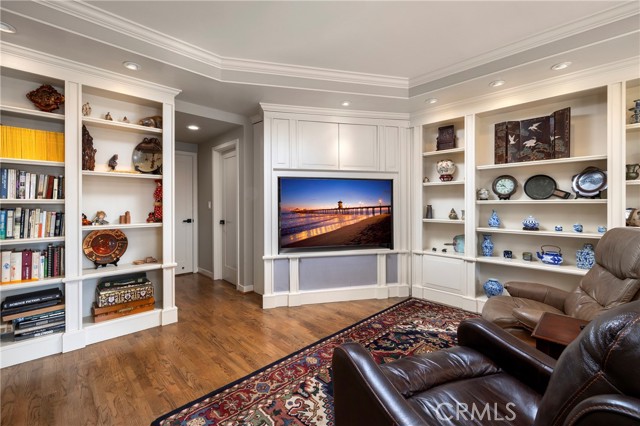 MLS #OC25152899 image #12