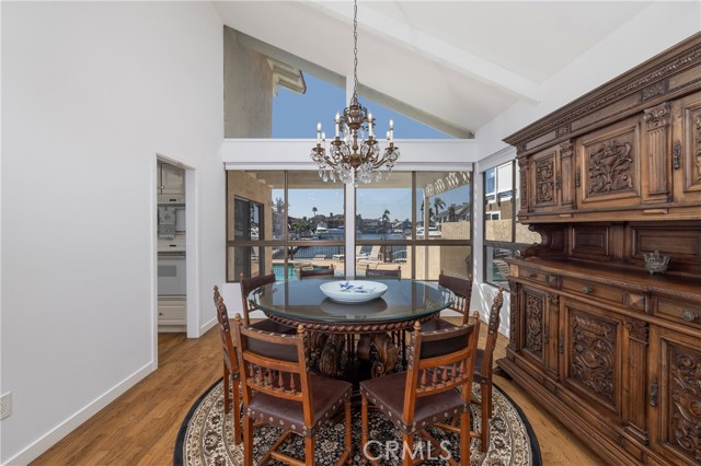 MLS #OC25152899 image #5