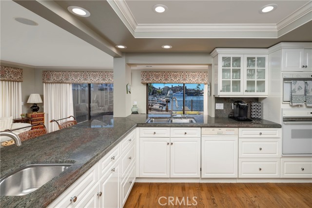 MLS #OC25152899 image #6