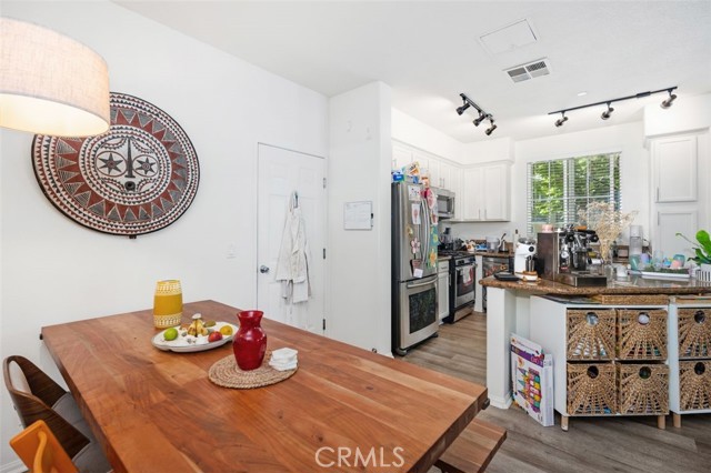 MLS #OC25153000 image #11