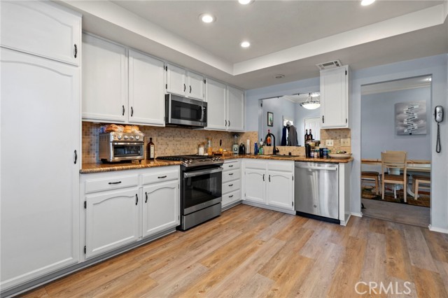 MLS #OC25153052 image #11