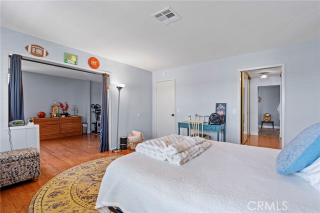 MLS #OC25153052 image #17