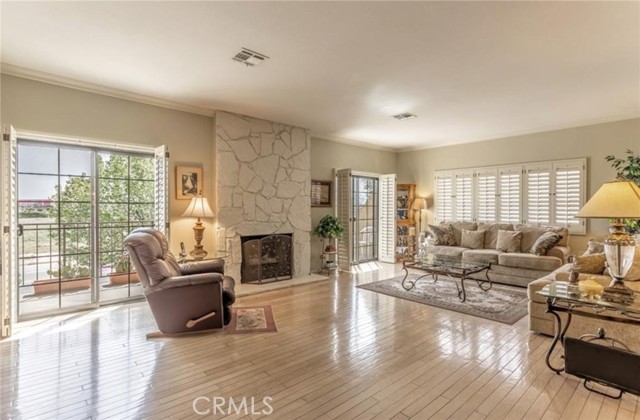 MLS #OC25153052 image #29