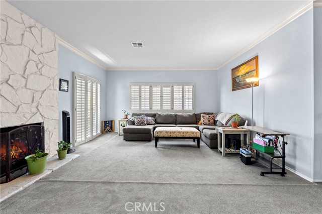 MLS #OC25153052 image #4