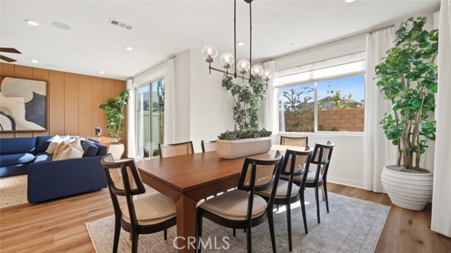 MLS #OC25153055 image #5