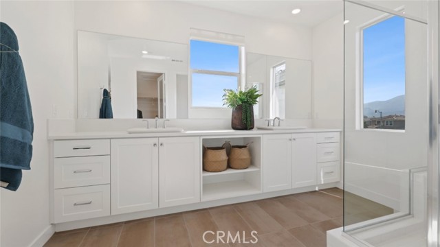 MLS #OC25153055 image #9