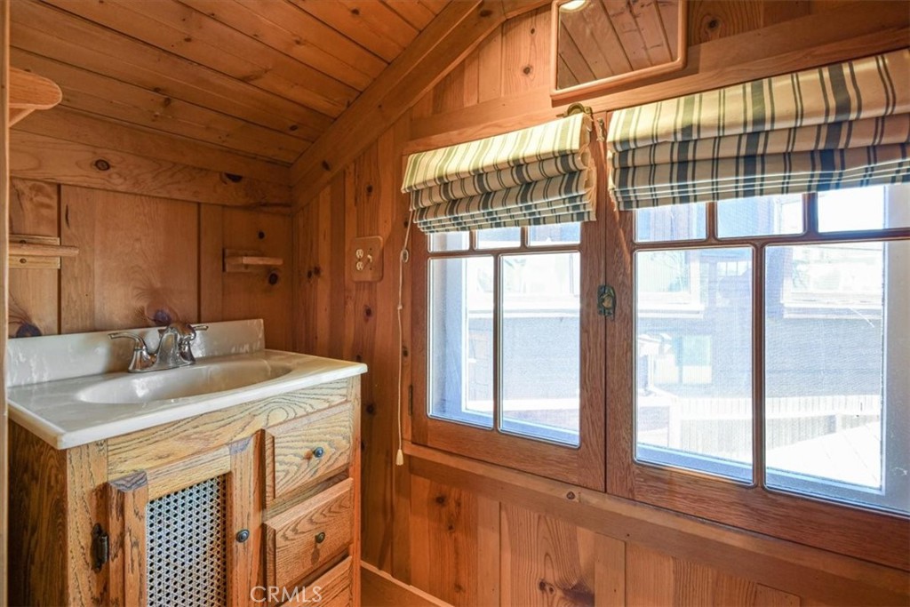 MLS #OC25153064 image #32