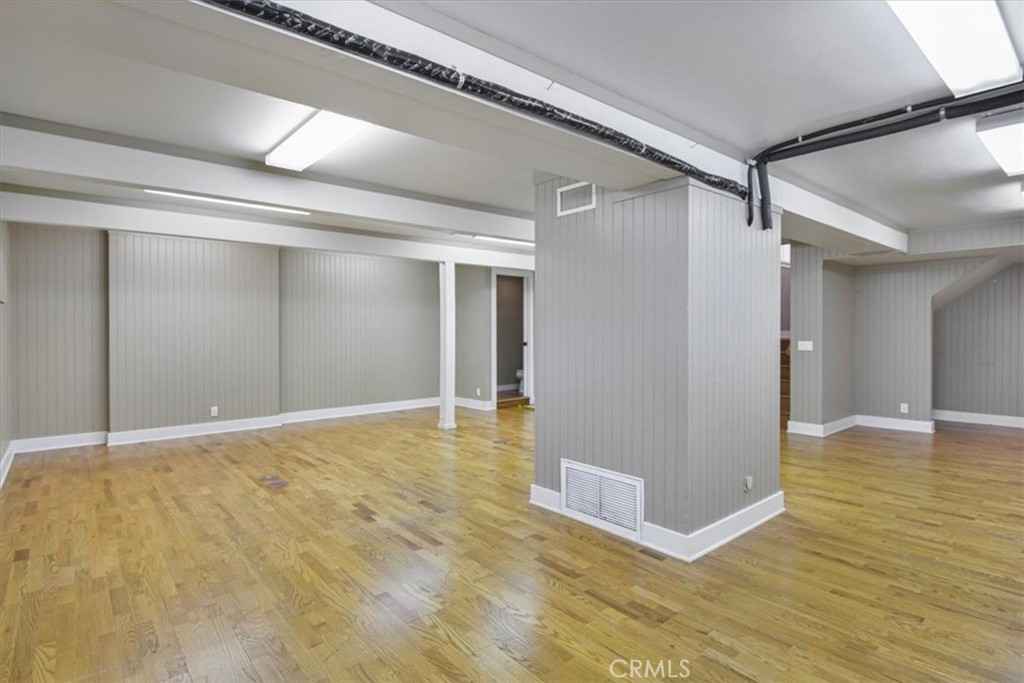 MLS #OC25153064 image #37