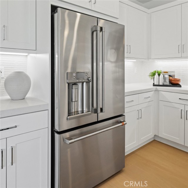 MLS #OC25153077 image #1