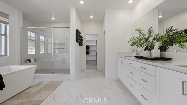 MLS #OC25153077 image #10