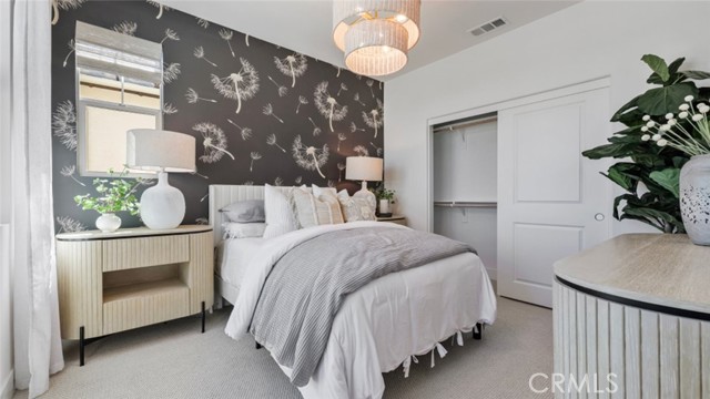 MLS #OC25153077 image #17