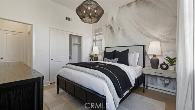 MLS #OC25153077 image #21