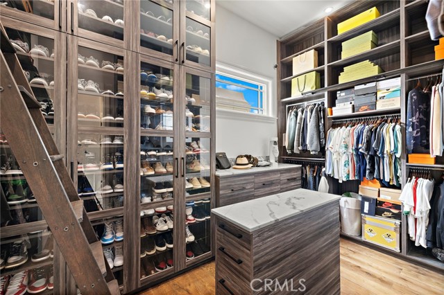 MLS #OC25153093 image #31