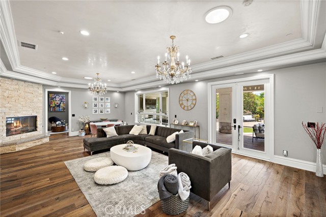 MLS #OC25153093 image #35