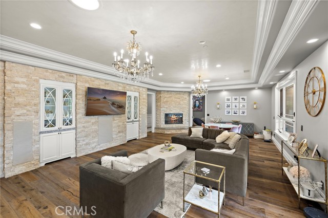 MLS #OC25153093 image #38