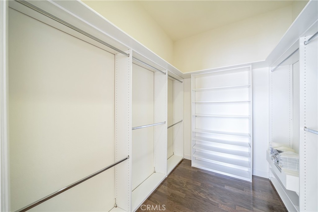 MLS #OC25153148 image #17