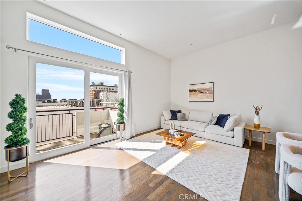 MLS #OC25153148 image #5